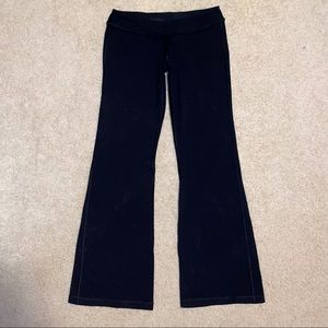 lululemon flared yoga pants!